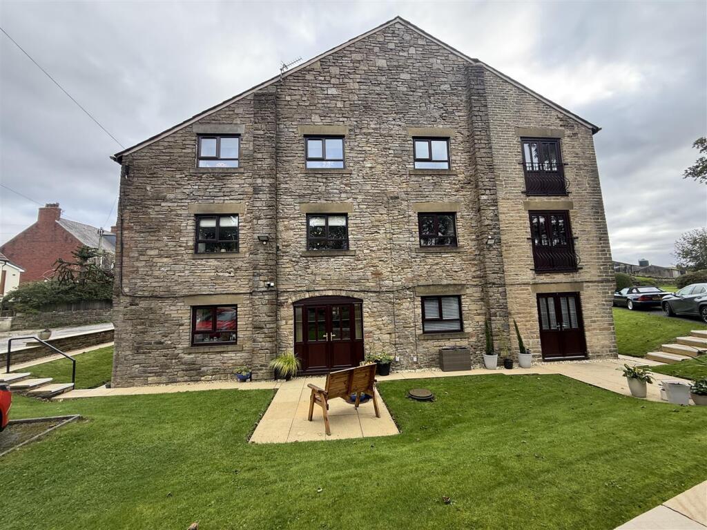 Main image of property: Apartment 4, Lydgate Fold, Stockport Road,Lydgate, Oldham