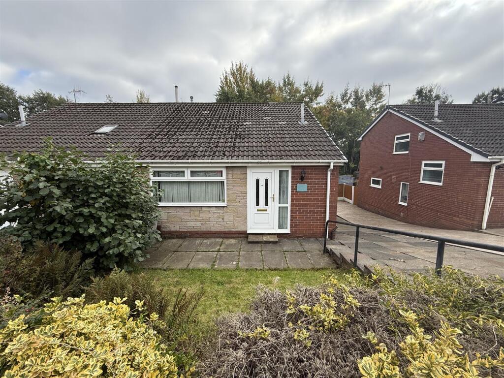 3 bedroom semi-detached house