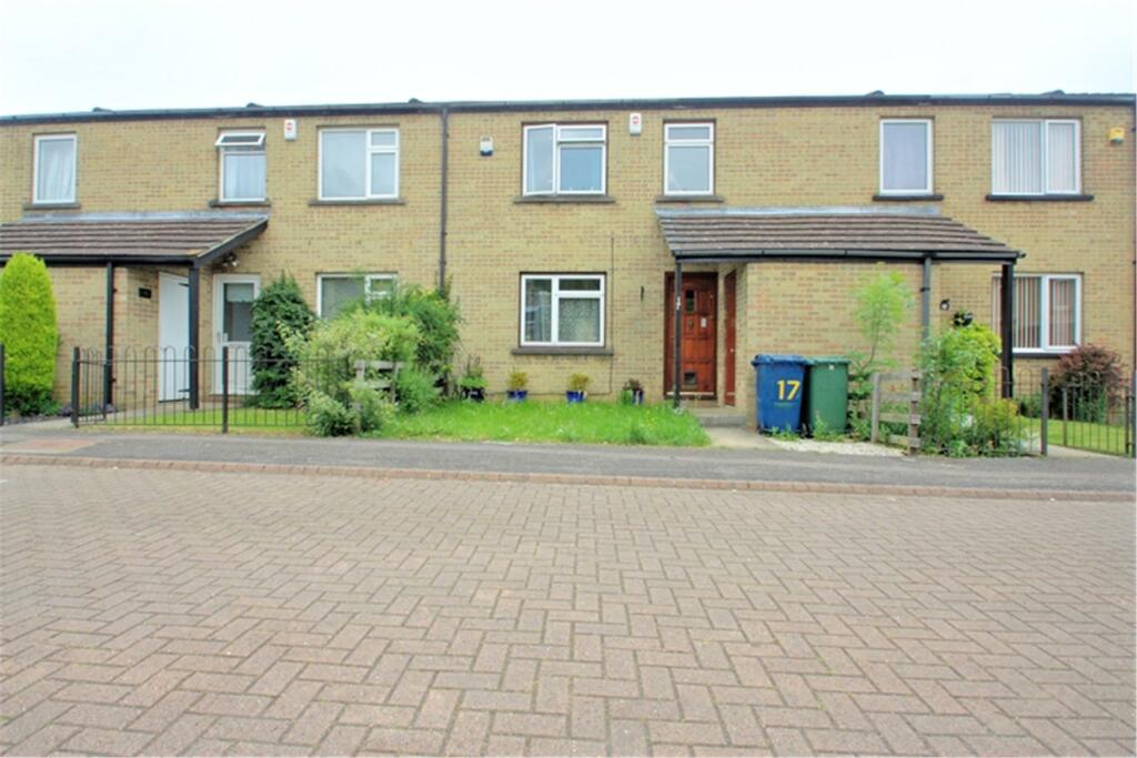 3 bedroom terraced house for rent in Long Close, Headington, OX3