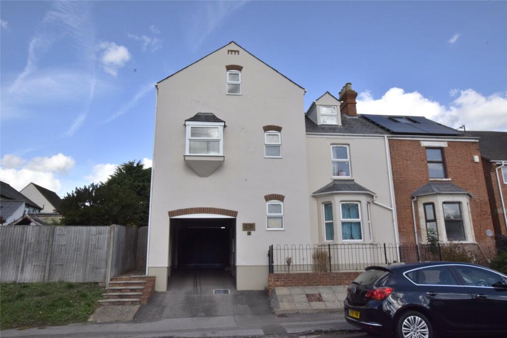 Main image of property: Petty Court 3 Long Lane, OXFORD, OX4