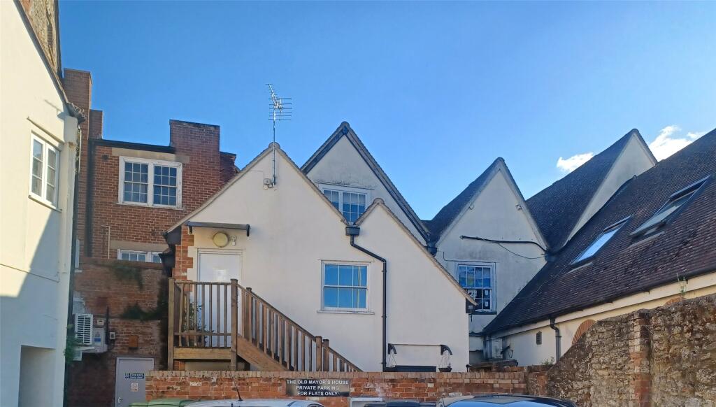 Main image of property: Bury Street, Abingdon, Oxfordshire, OX14