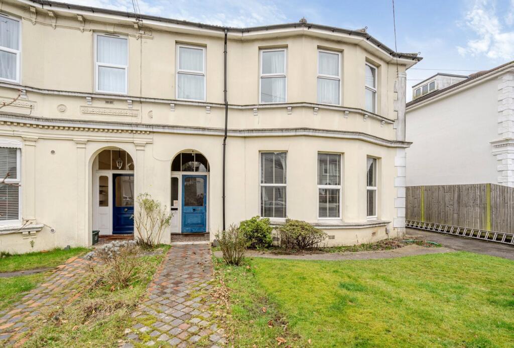Main image of property: Upper Grosvenor Road, TUNBRIDGE WELLS, Kent, TN1