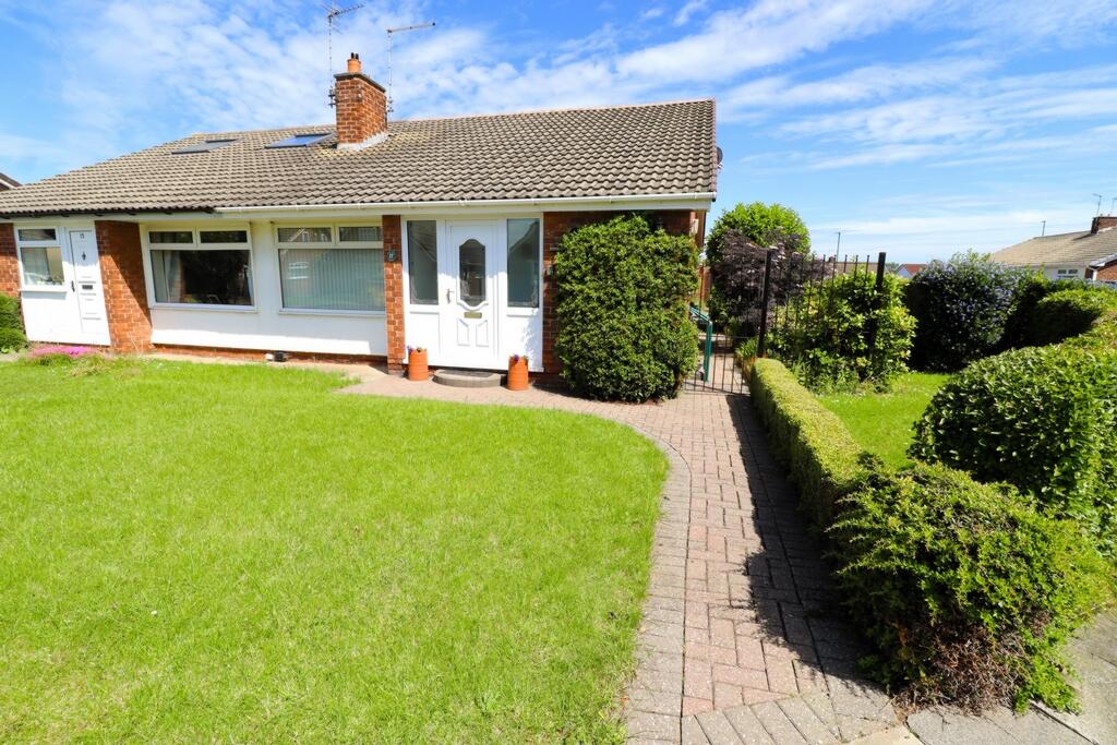 2 bedroom bungalow for sale in Ludlow Crescent, Redcar, TS10