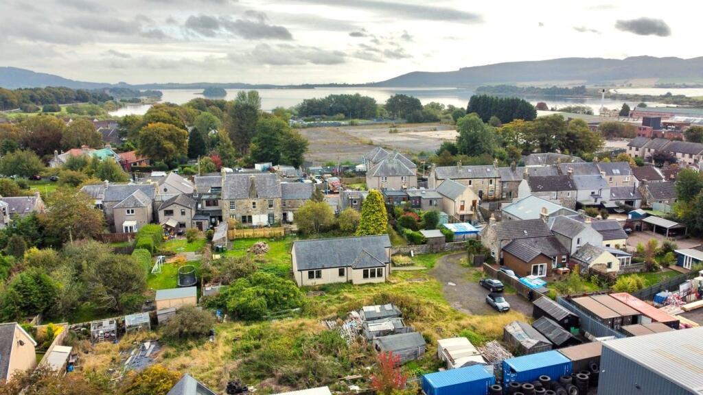 Main image of property: 194a High Street, Kinross, KY13