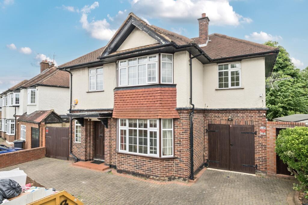 Main image of property: Woodyates Road Lee SE12