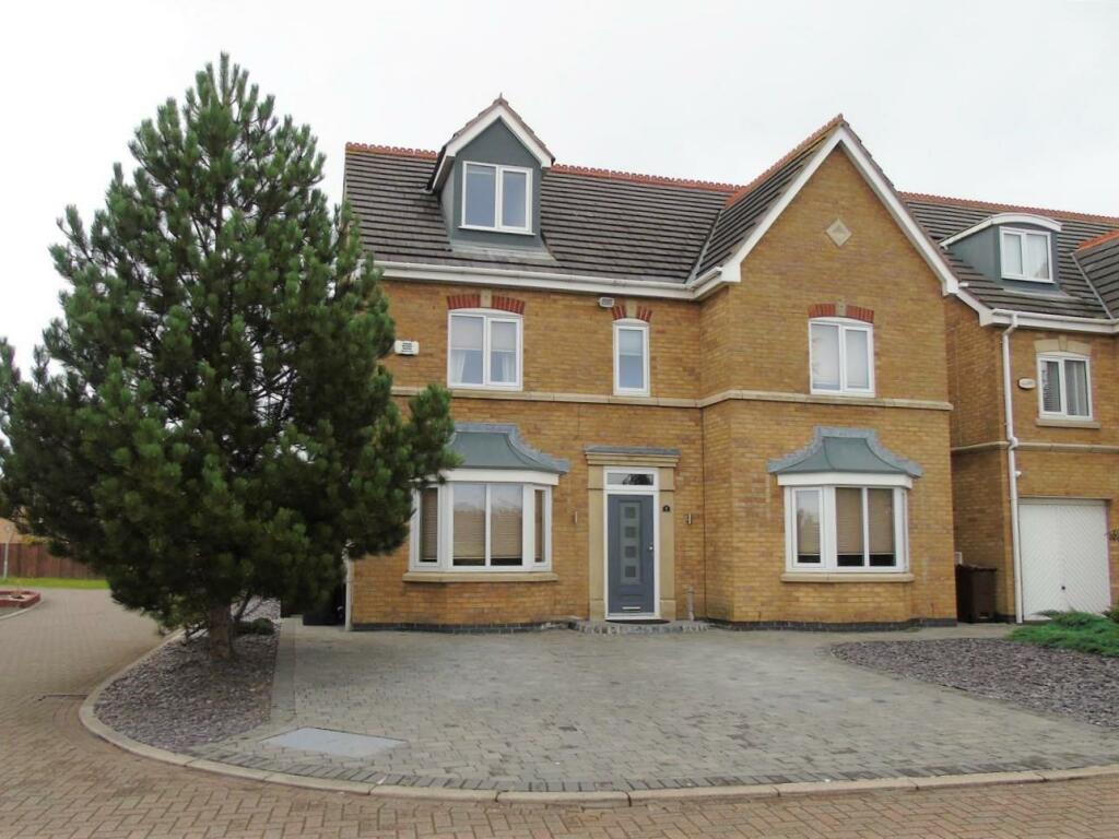 5 bedroom detached house for sale in Iris Park Walk, Melling, Liverpool, L31