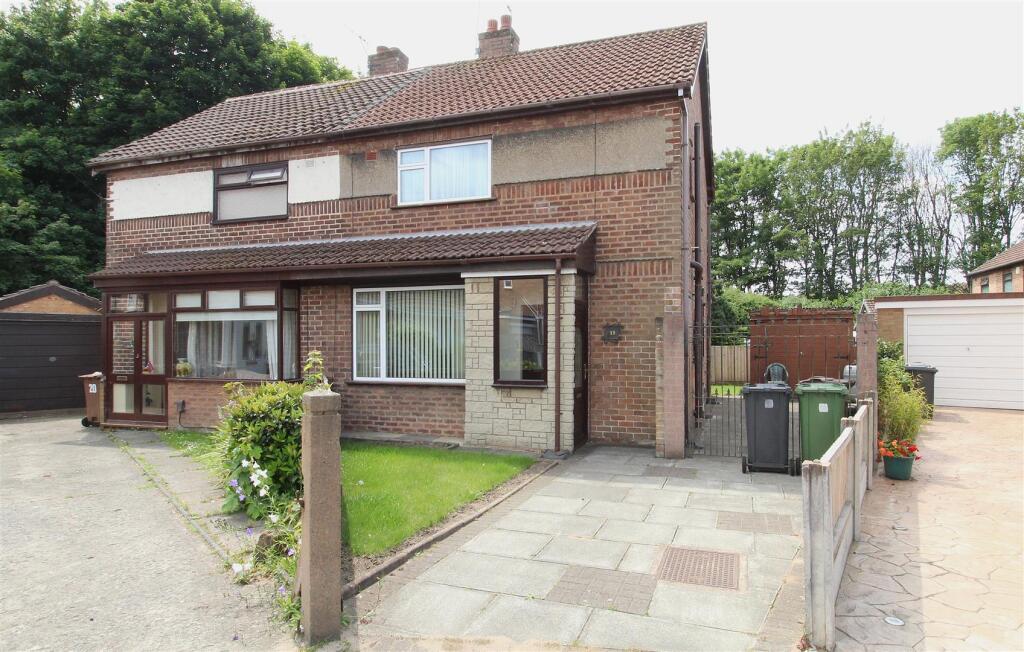 3 bedroom semi-detached house