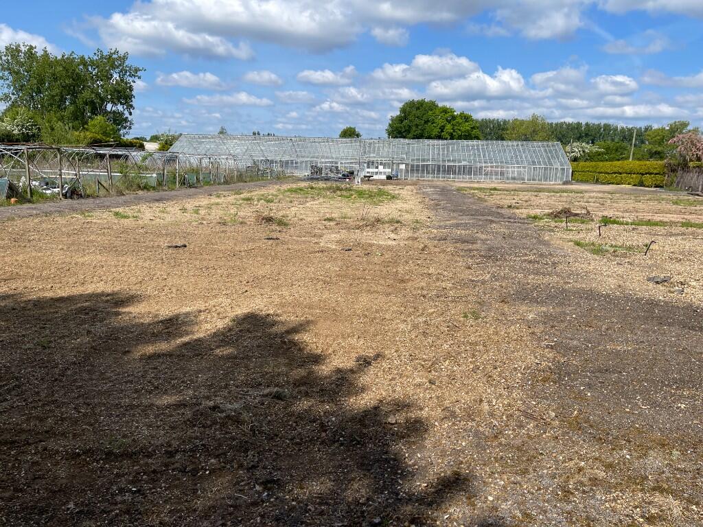 Main image of property: Yard & Glasshouse at Frogmill Lane, off Wangfield Lane, Curdridge, SO32 2DA