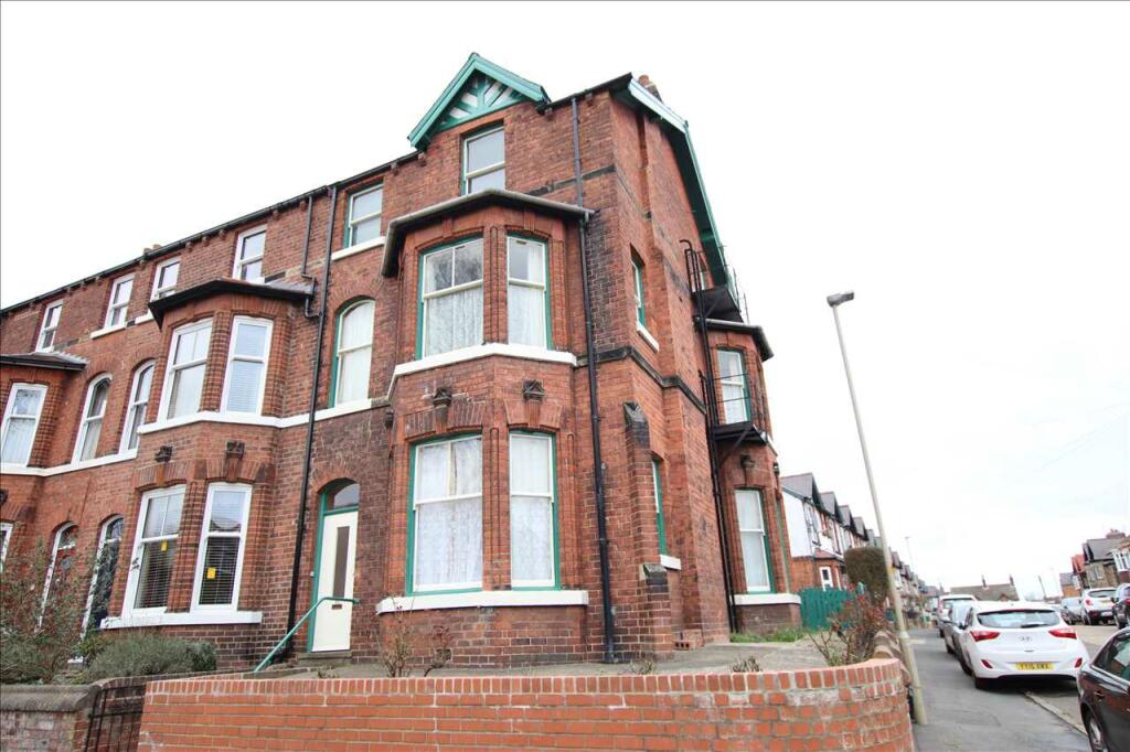 1 bedroom apartment for rent in Scalby Road, Scarborough, YO12