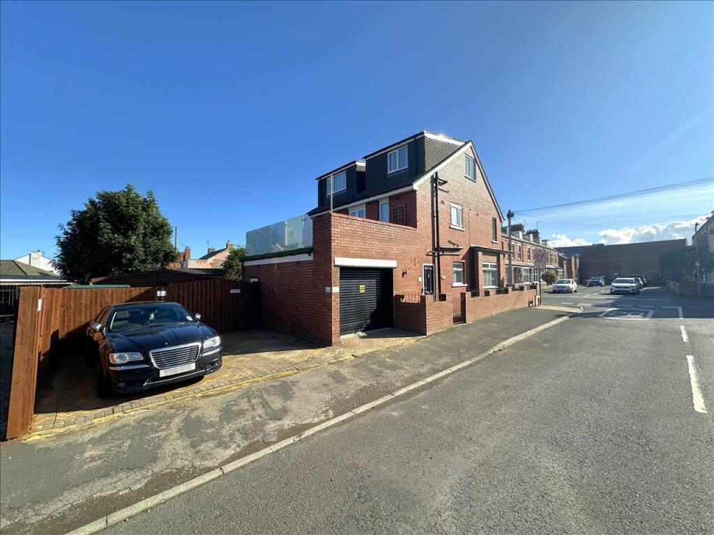 Main image of property: 'The Old Corner Shop', The Croft, Filey