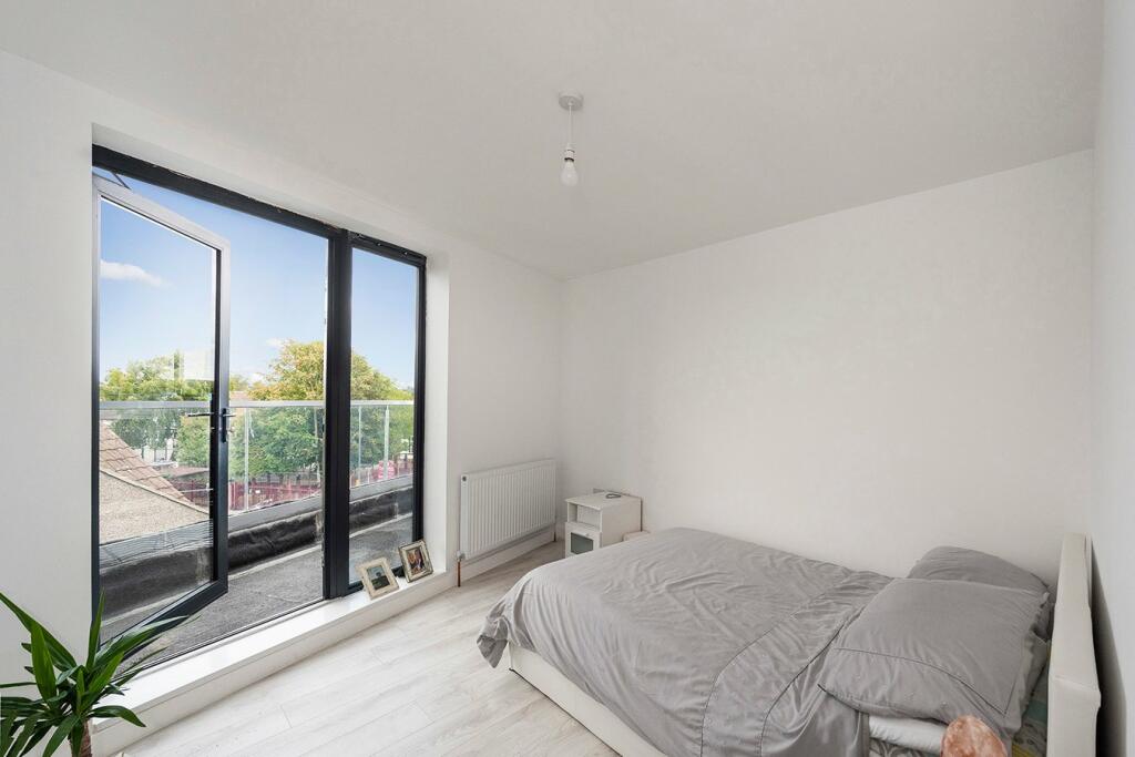 Additional property image - Central Avenue, Welling, DA16