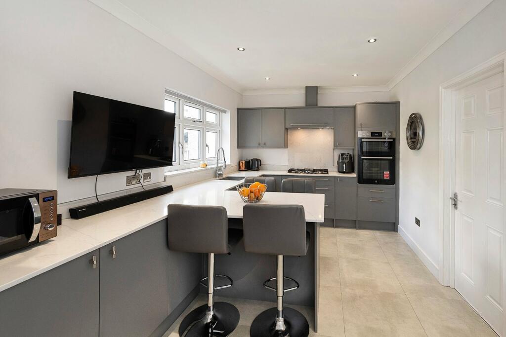 Additional property image - Winchelsea Avenue, Bexleyheath, DA7
