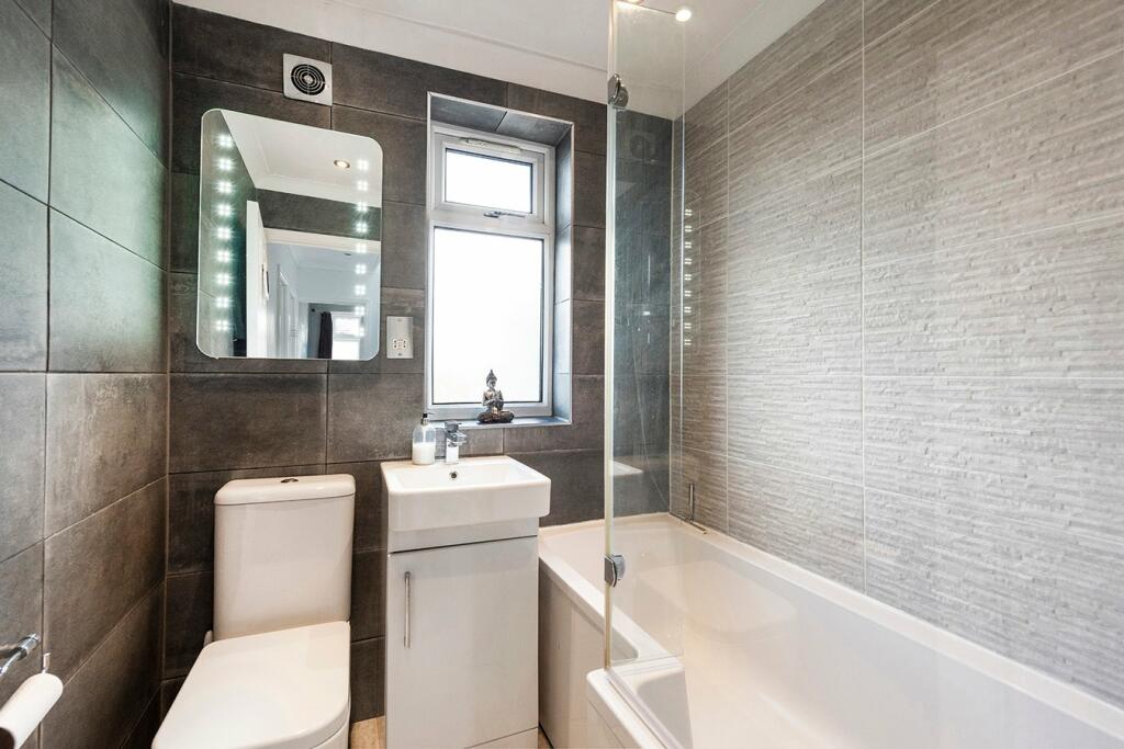 Additional property image - Winchelsea Avenue, Bexleyheath, DA7