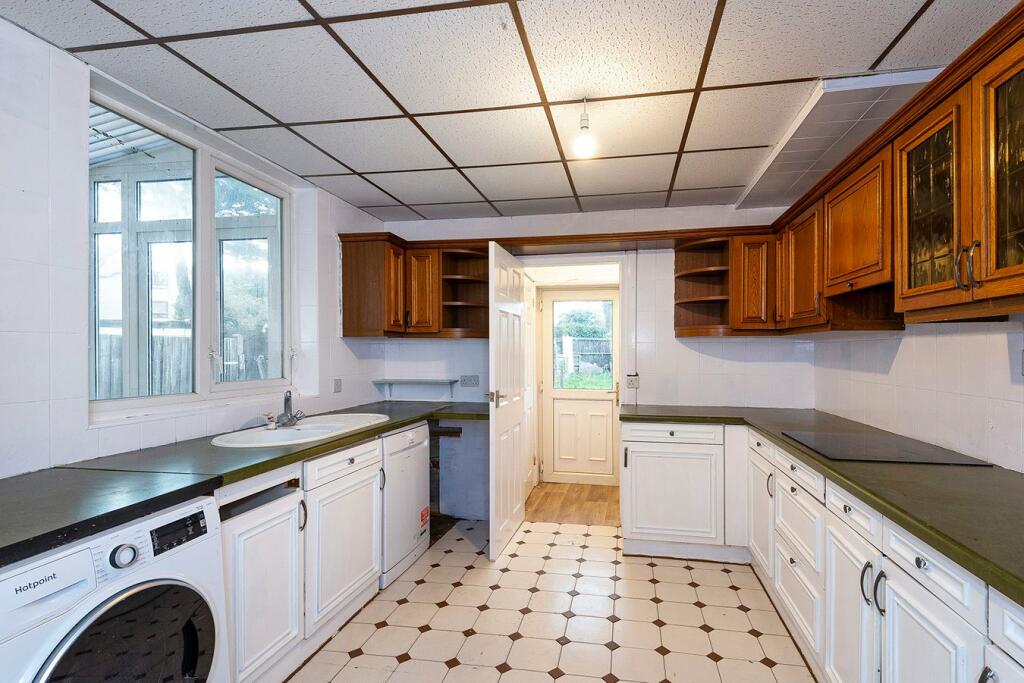 Additional property image - Park Crescent, Erith, DA8