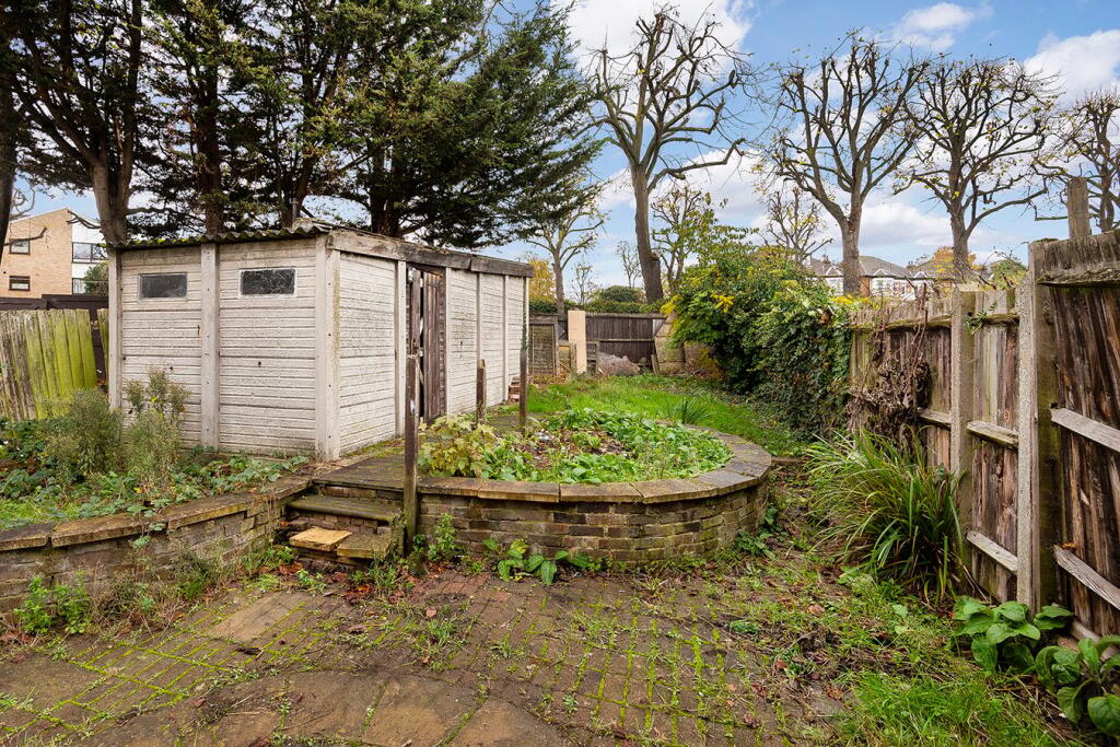 Additional property image - Park Crescent, Erith, DA8