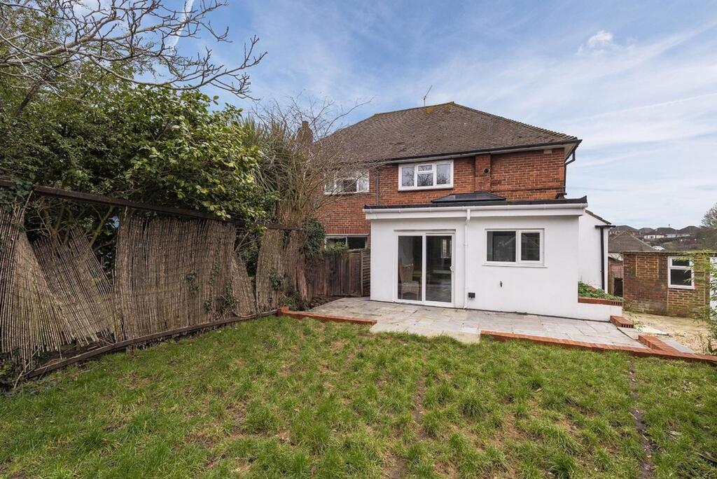 Additional property image - Faygate Crescent, South Bexleyheath, DA6