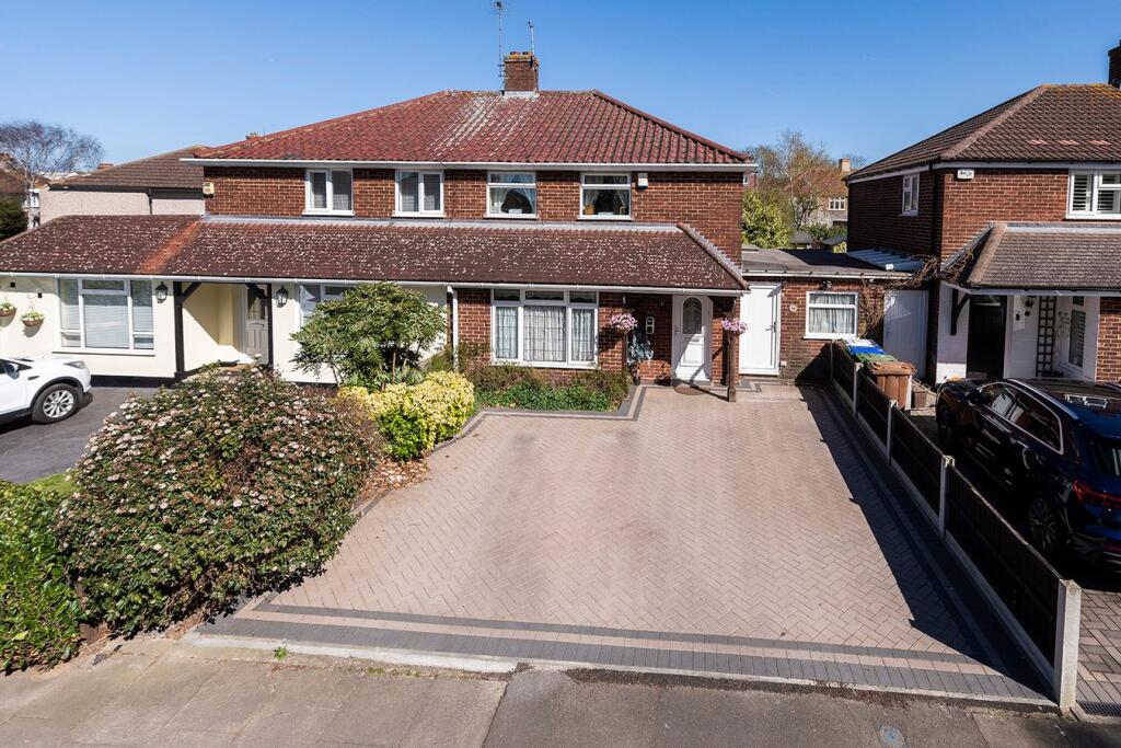 Main image of property: The Pantiles, Bexleyheath, DA7