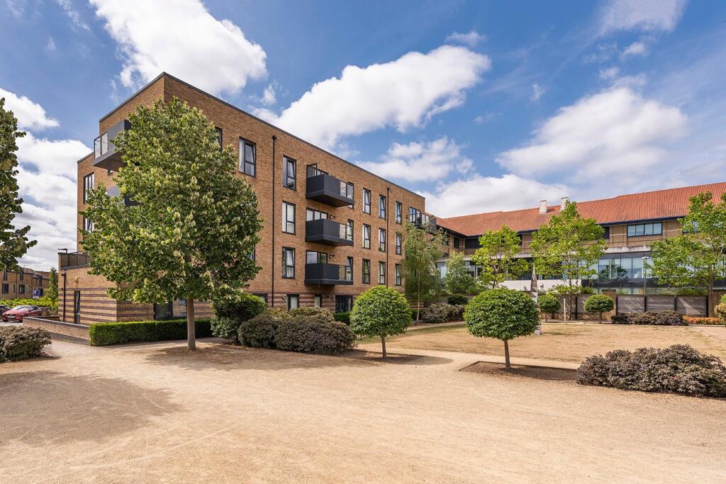 Main image of property: Sterling Road, Kent, Bexleyheath, DA7