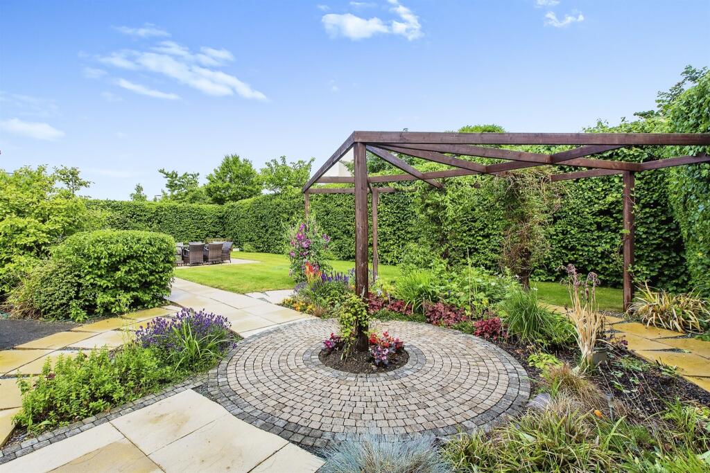 Additional property image - Sackville Way, Great Cambourne, Cambridge