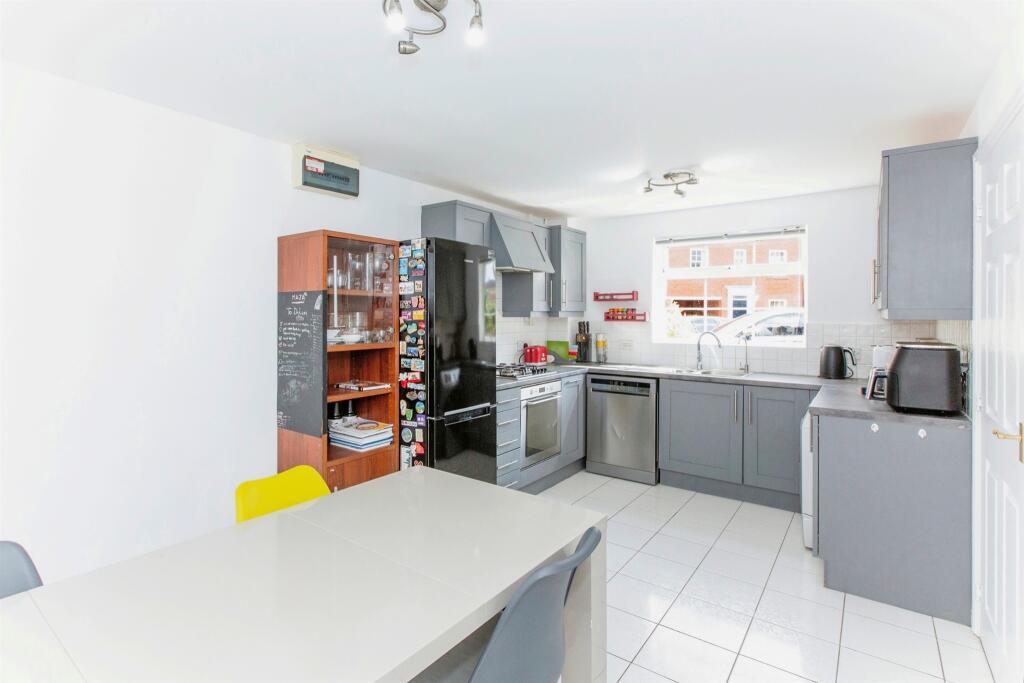 Additional property image - Brookfield Way, Lower Cambourne, CAMBRIDGE