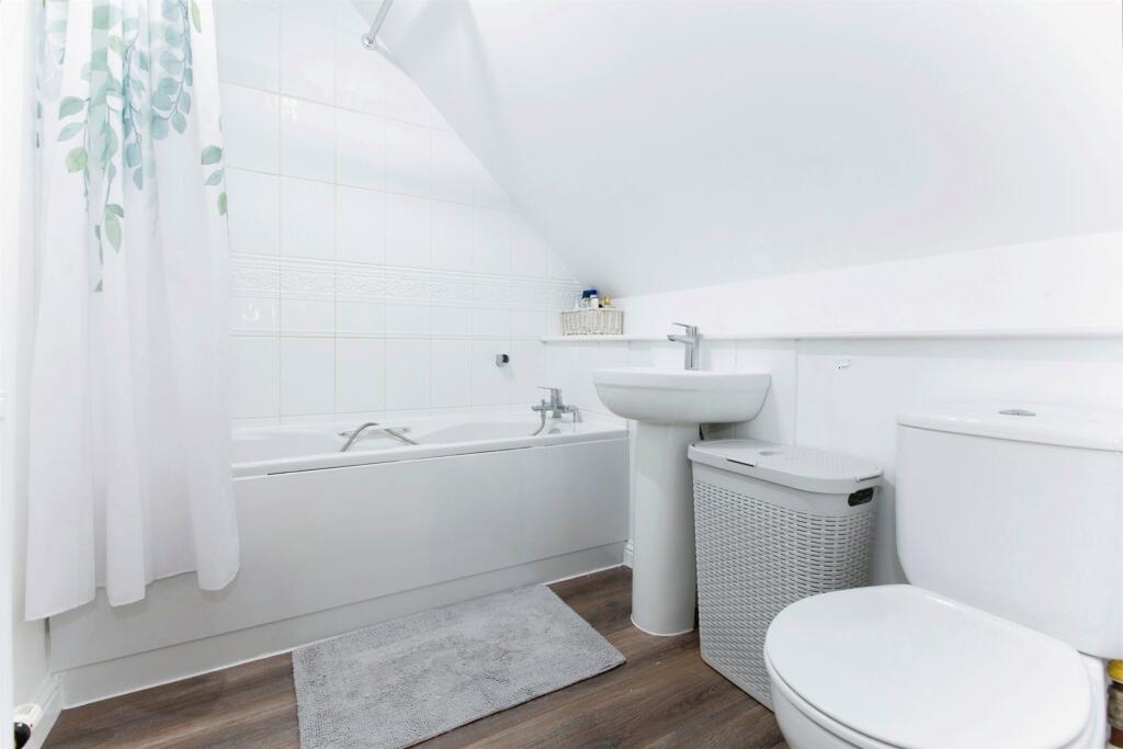 Additional property image - Brookfield Way, Lower Cambourne, CAMBRIDGE