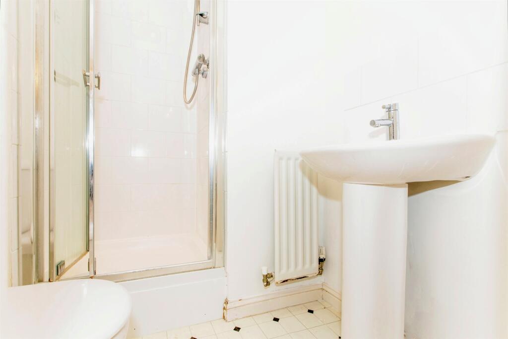 Additional property image - Woolthwaite Lane, Lower Cambourne, Cambridge