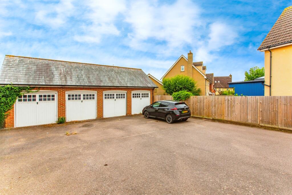 Additional property image - Woolthwaite Lane, Lower Cambourne, Cambridge