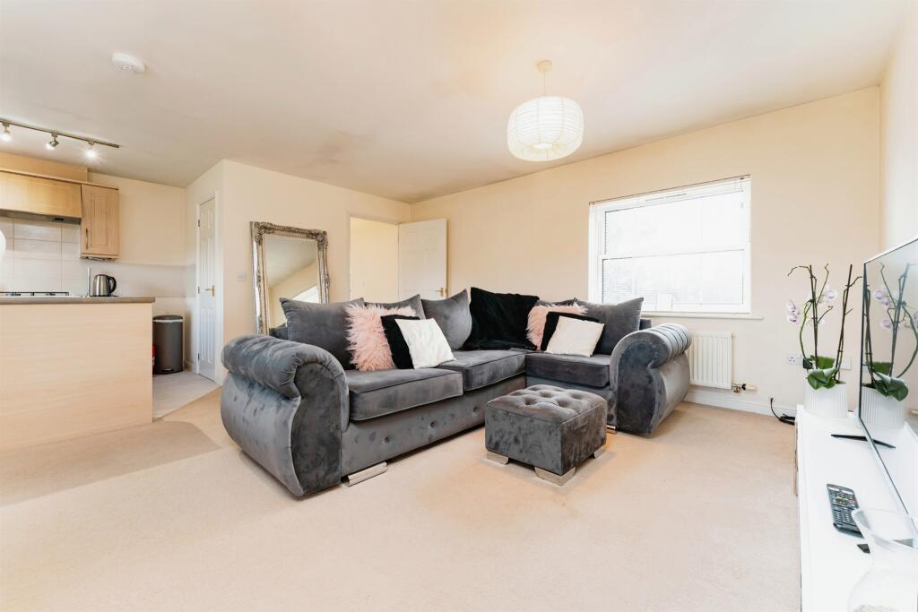 Additional property image - Days Meadow, Oakington, Cambridge