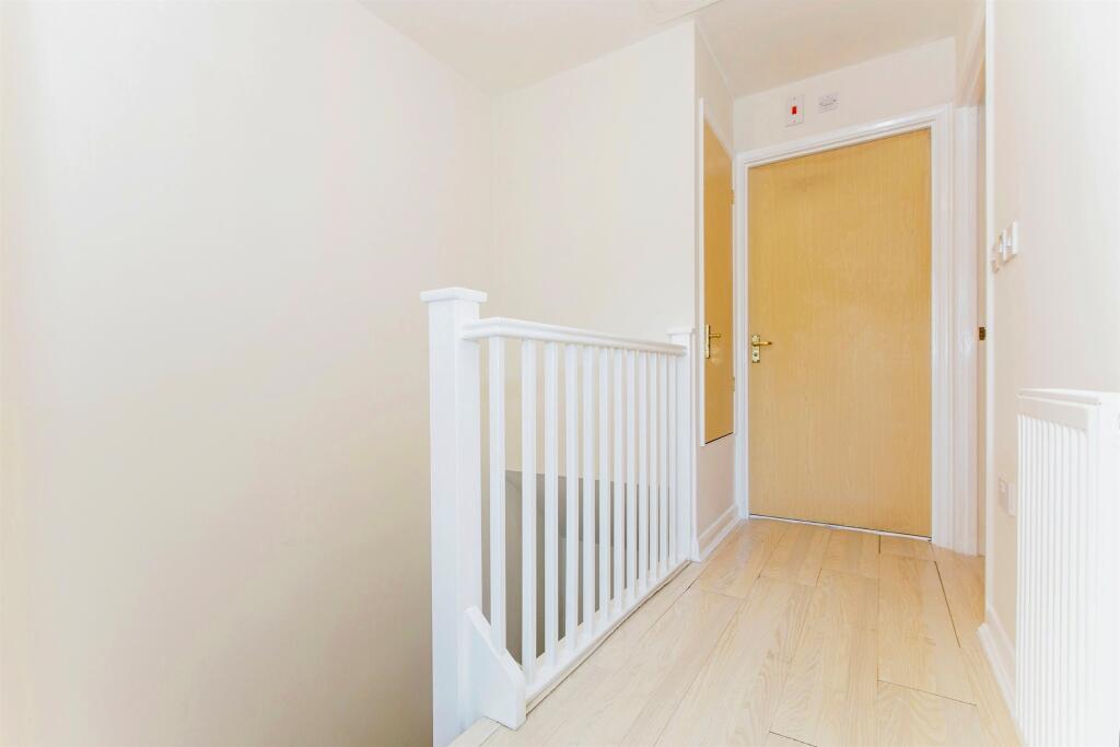 Additional property image - South Park Drive, Papworth Everard, CAMBRIDGE