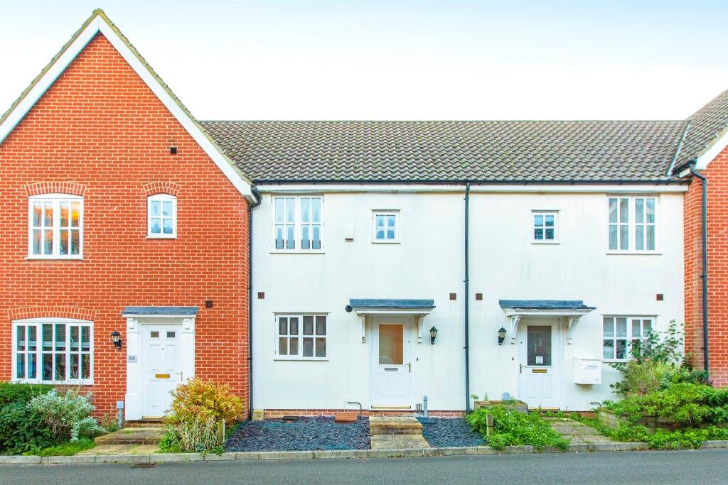 Additional property image - South Park Drive, Papworth Everard, CAMBRIDGE