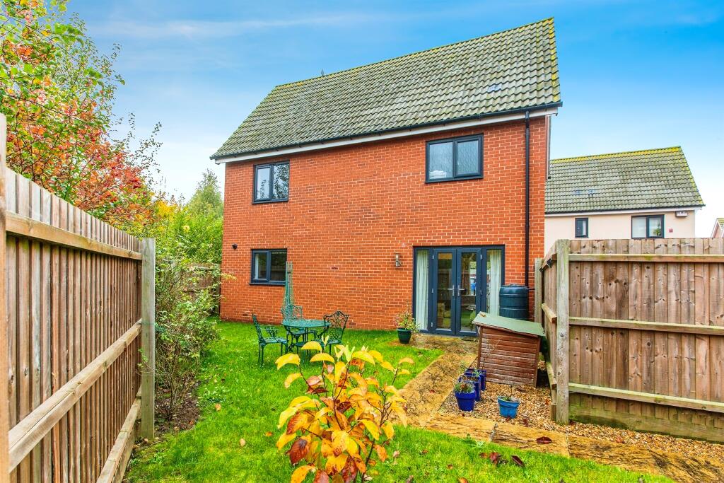 Additional property image - Swordfish Drive, Upper Cambourne, Cambridge