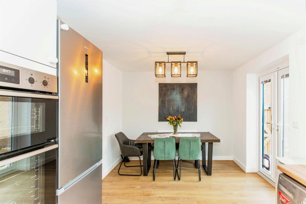 Additional property image - Sharland Lane, West Cambourne, CAMBRIDGE