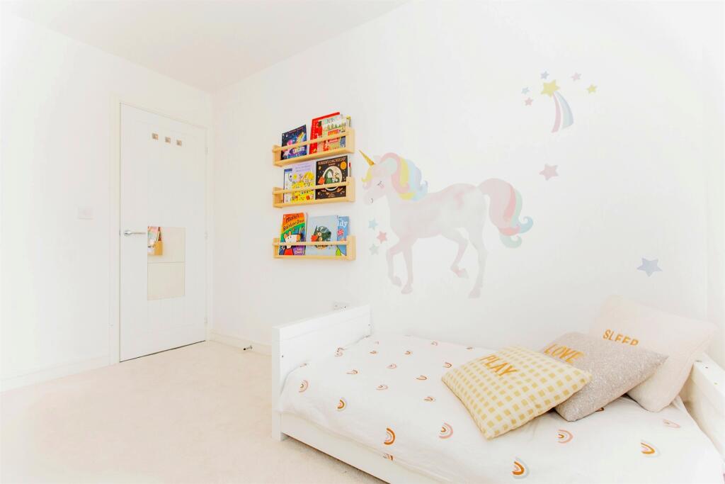Additional property image - Sharland Lane, West Cambourne, CAMBRIDGE