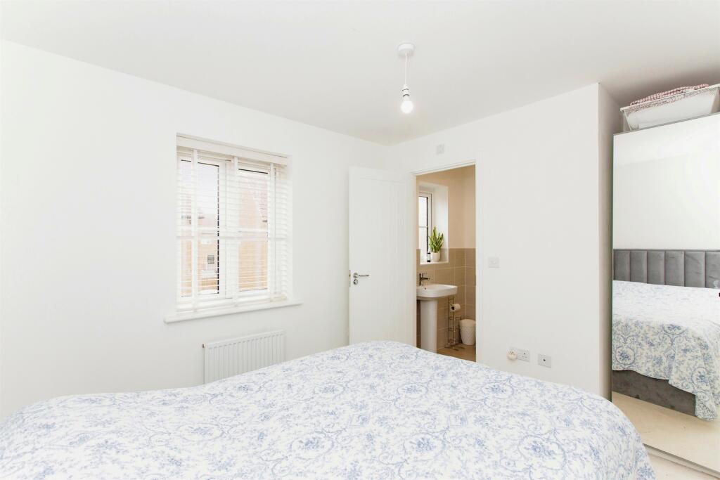 Additional property image - Sharland Lane, West Cambourne, CAMBRIDGE