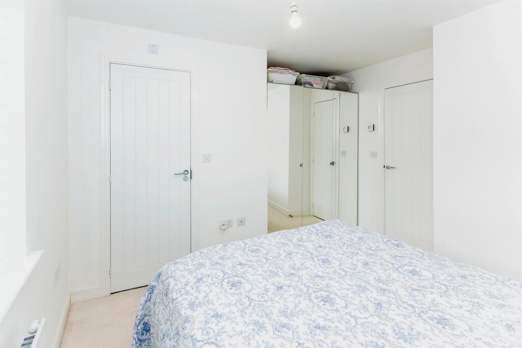 Additional property image - Sharland Lane, West Cambourne, CAMBRIDGE