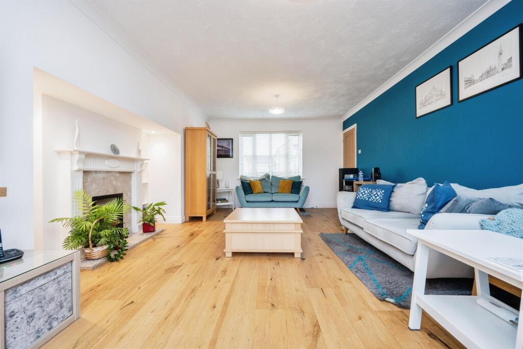 Additional property image - Cow Brook Lane, Papworth Everard, CAMBRIDGE