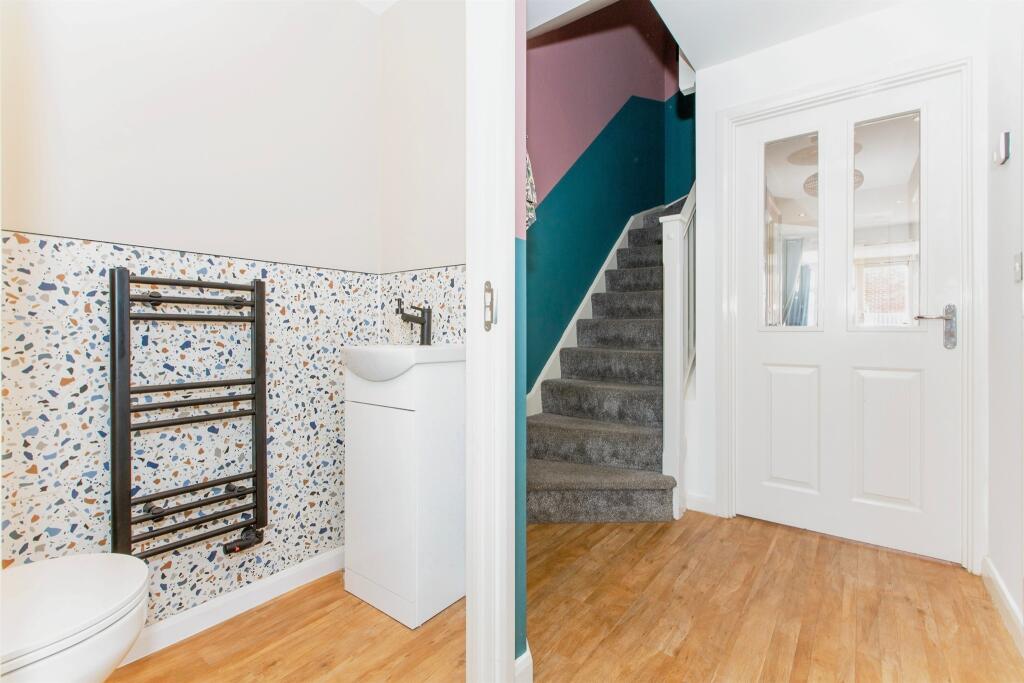 Additional property image - Summers Hill Drive, Papworth Everard, Cambridge