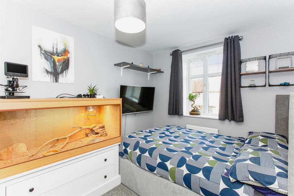 Additional property image - Summers Hill Drive, Papworth Everard, Cambridge