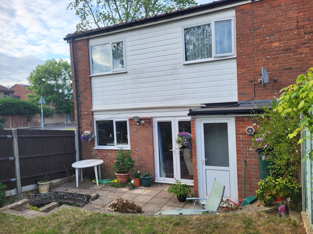 Main image of property: Rossini Close, Brighton Hill, Basingstoke, RG22