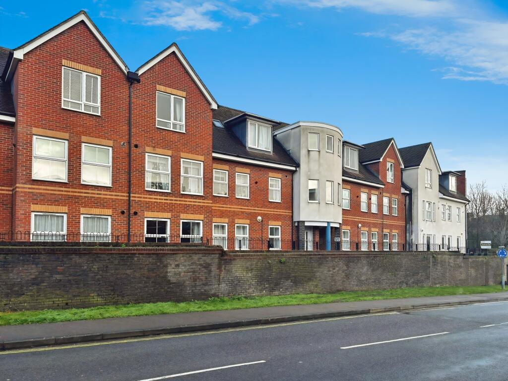 Main image of property: Timberlake Road, Town Center, Basingstoke, RG21