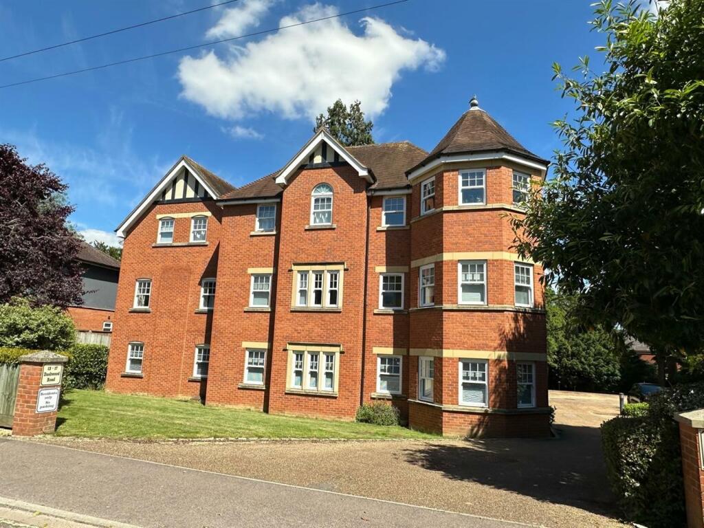 2 bedroom apartment for sale in Dashwood Road, Banbury, OX16