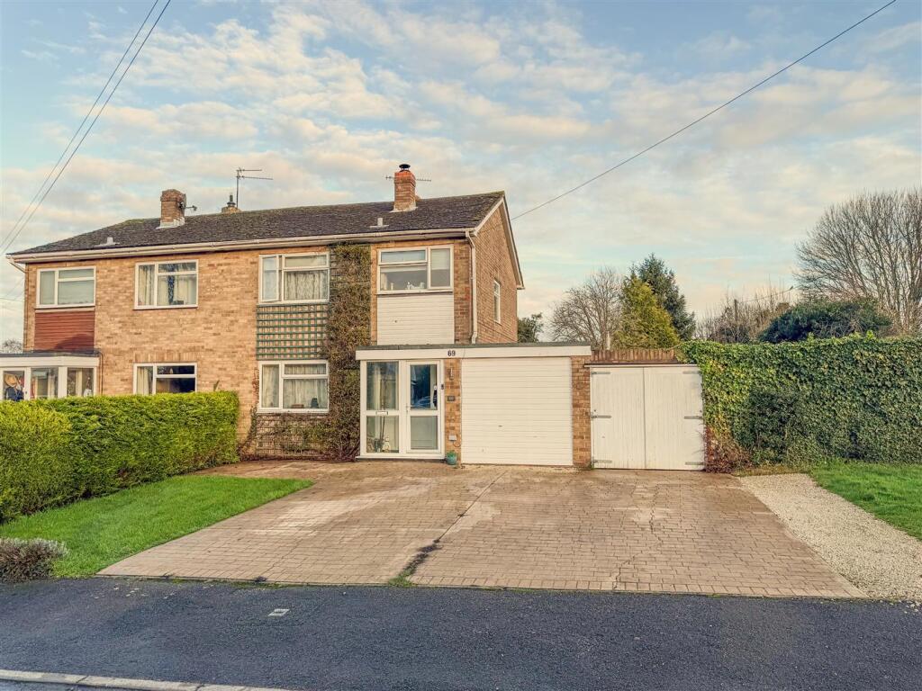 Main image of property: St. Johns Way, Hempton, Banbury