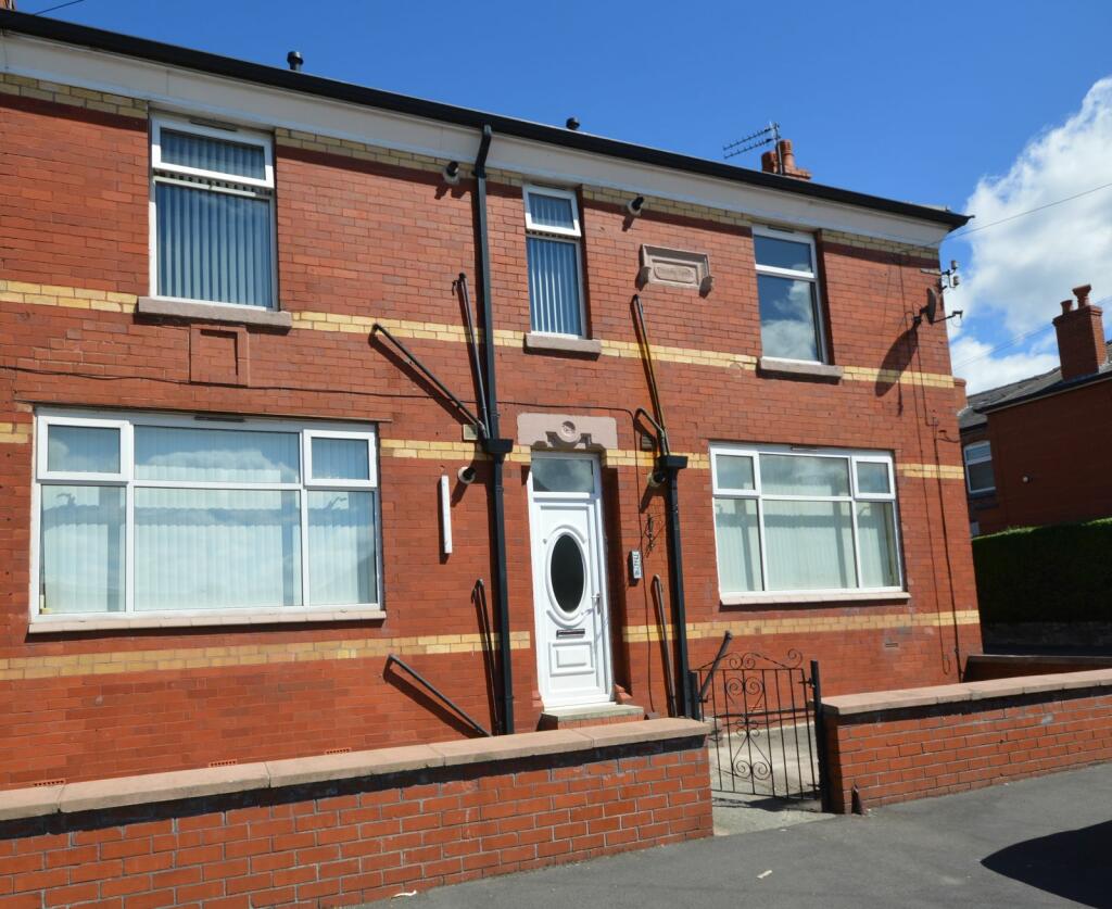 Main image of property: Flat 2 74 Station Road, Reddish, SK5 6ND