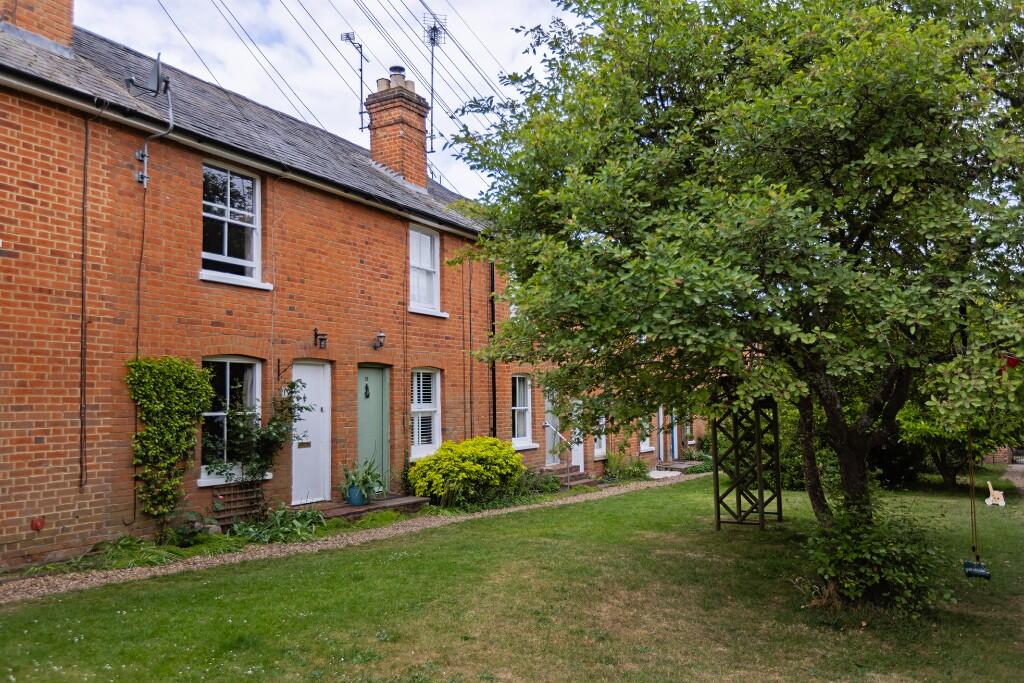 Main image of property: Mildmay Terrace, RG27