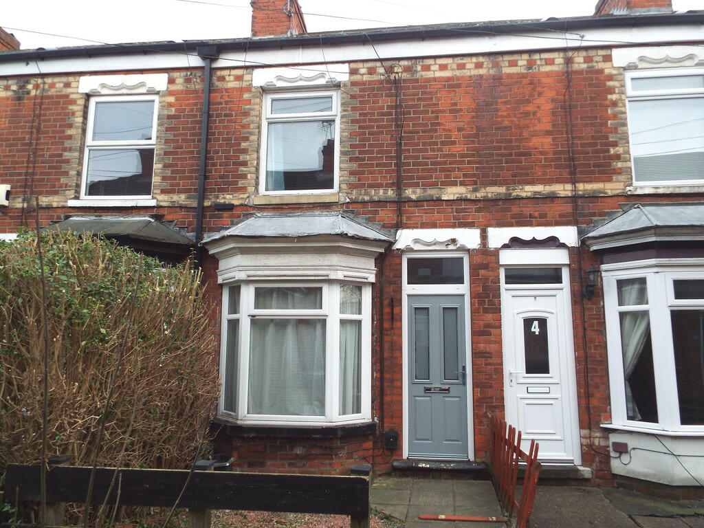 2 bedroom terraced house for sale in 3 Carisbrooke Villas, HU5
