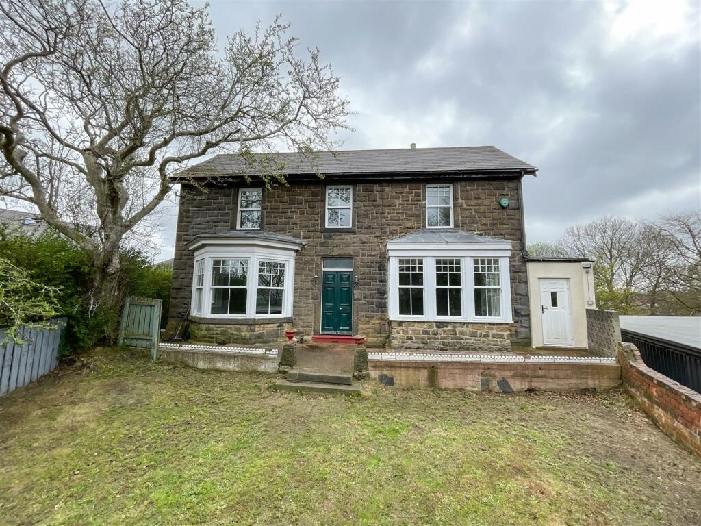 3 bedroom detached house for sale in Larne Crescent, Gateshead, NE9