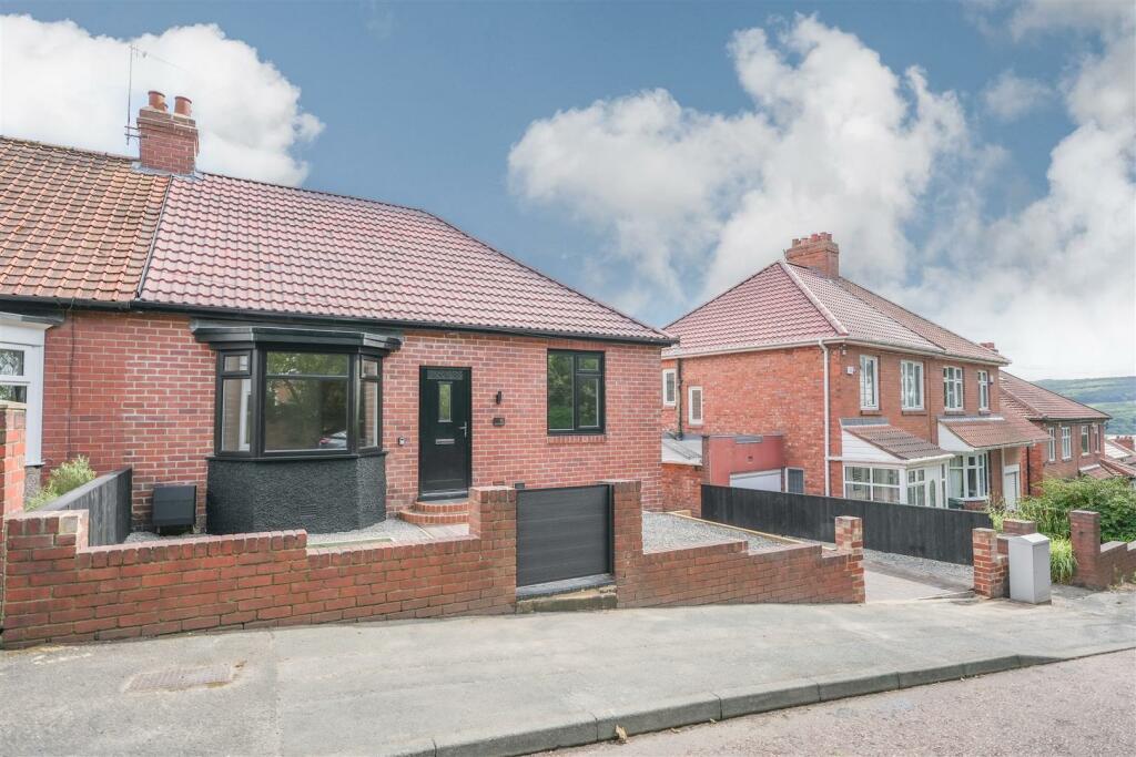 2 bedroom semidetached bungalow for sale in Otterburn Gardens, Low