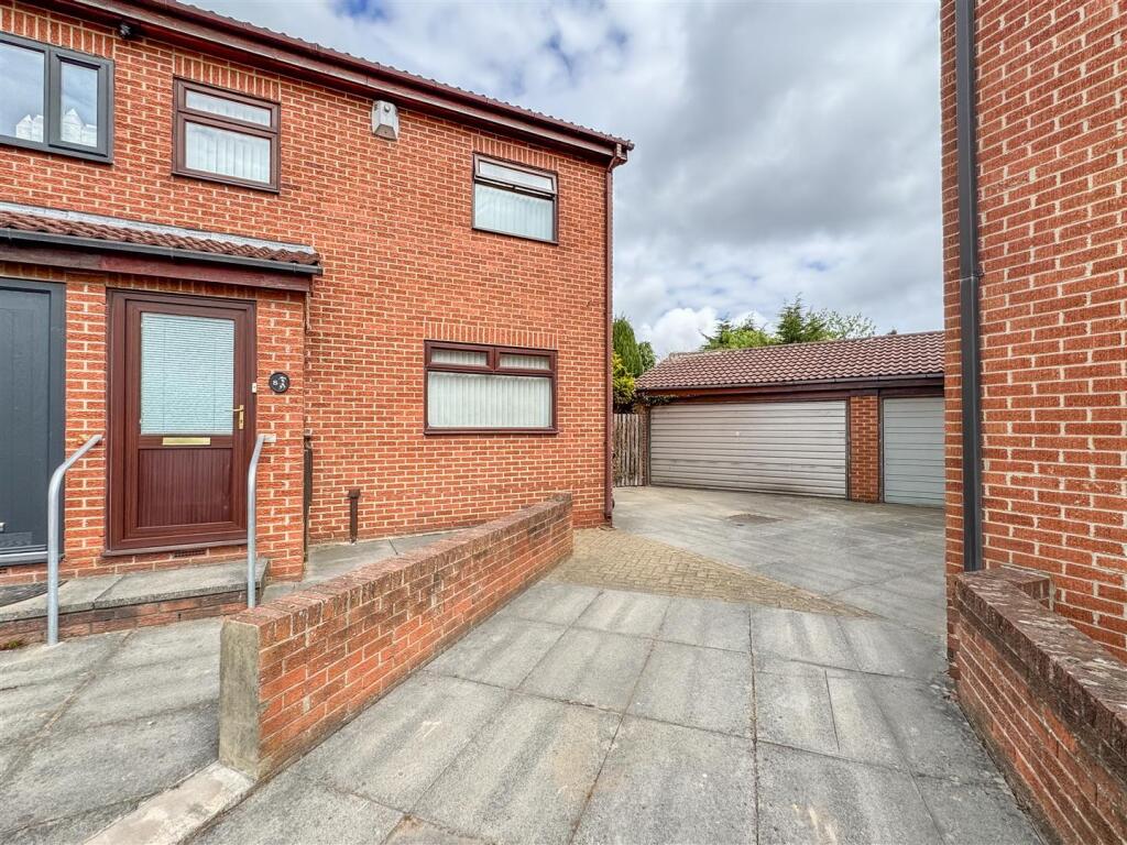 Main image of property: The Mews, Wardley