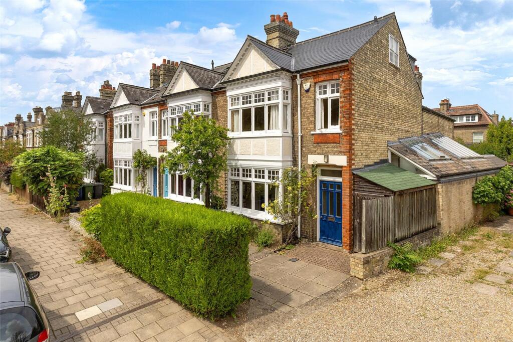 5 bedroom semi-detached house for sale in Tenison Avenue, Cambridge, Cambridgeshire, CB1