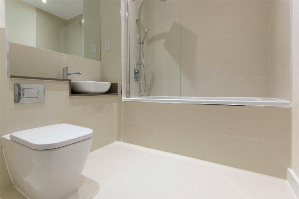 Additional property image - Seekings Close, Trumpington, Cambridge